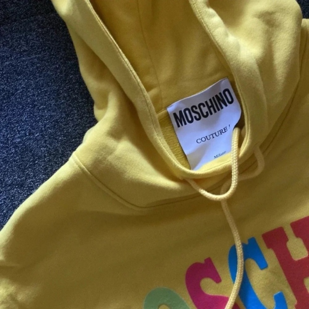 Moschino couture Logo Detailed Hooded
Dress size 6 - Picture 5 of 5
